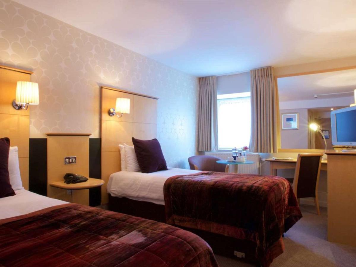 Cambridge Hotel, Bw Signature Collection 4* Bar Hill