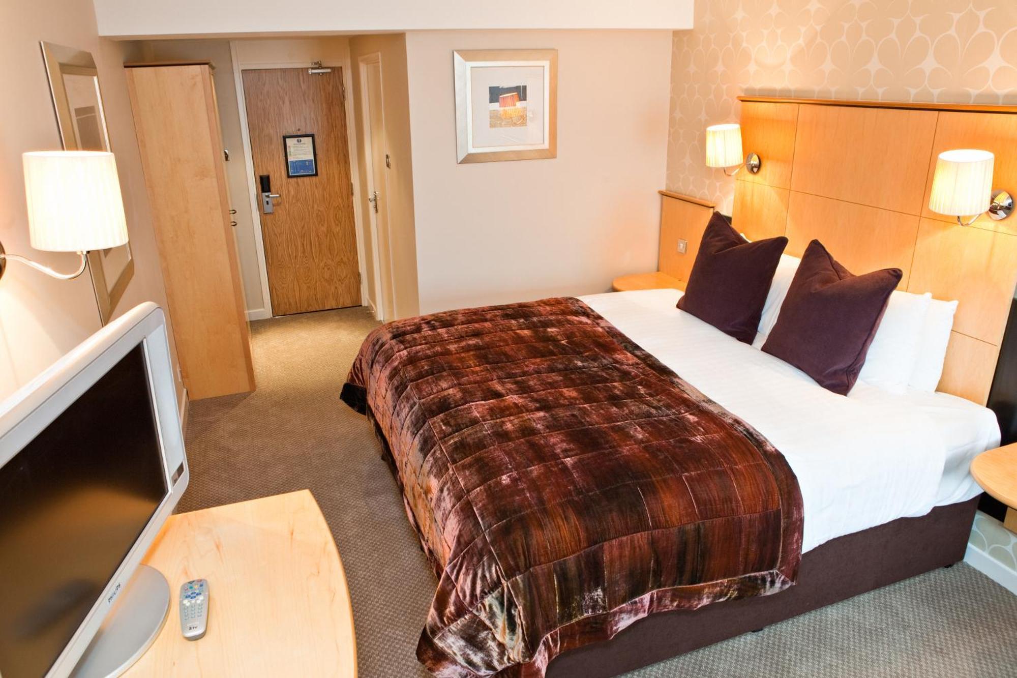 Cambridge Hotel, Bw Signature Collection 4*