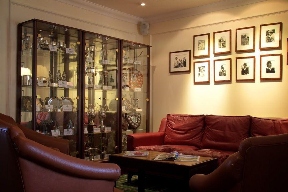 Cambridge Hotel, Bw Signature Collection Отель Bar Hill