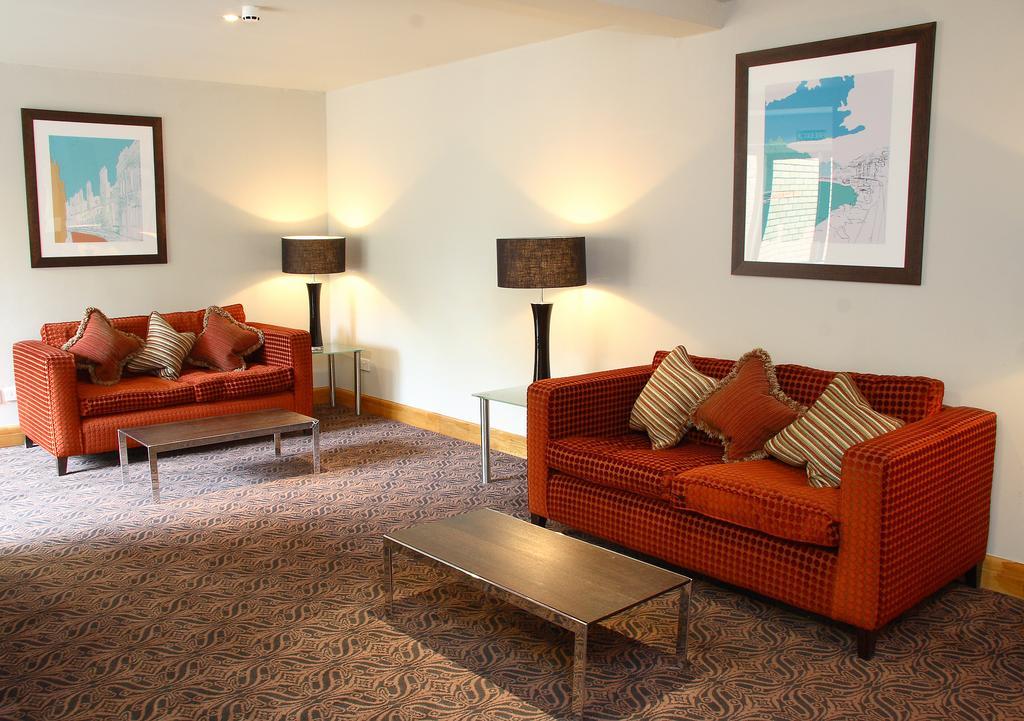 Cambridge Hotel, Bw Signature Collection 4* Bar Hill