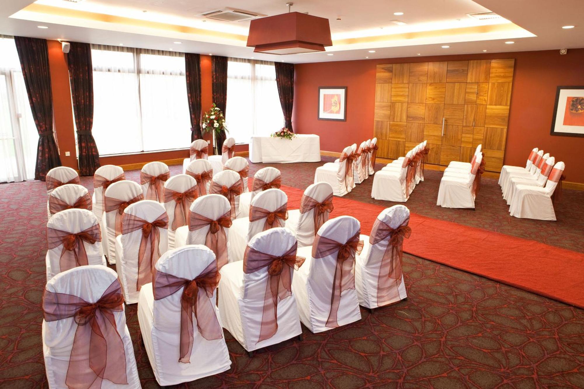 Cambridge Hotel, Bw Signature Collection Hotel