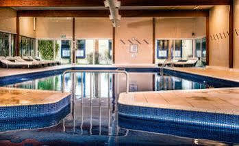 Cambridge Hotel, Bw Signature Collection Hotel